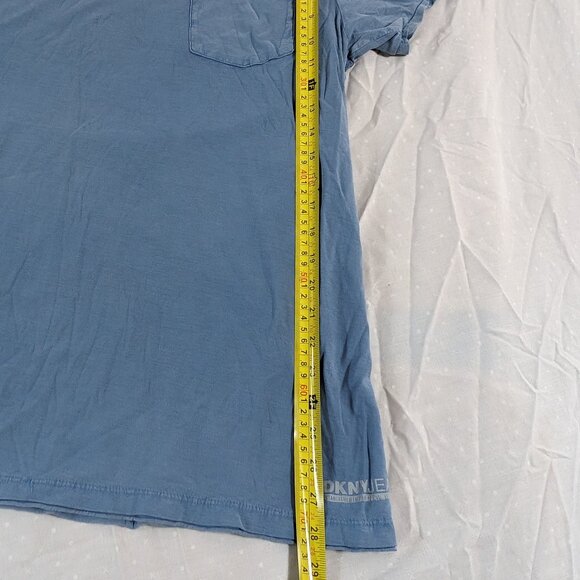 DKNY JEANS BLUE T-SHIRT SIZE XL FRONT POCKET MEN'S UNISEX SHIRT FASHION STYLE - Picture 7 of 16